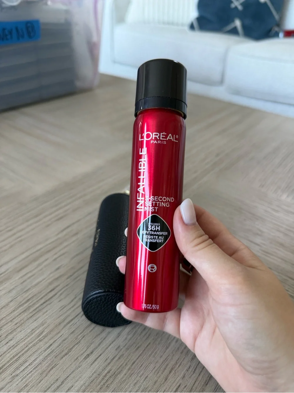 L’Oréal Paris Infallible Makeup Setting Spray Travel With Leather Keychain NWT